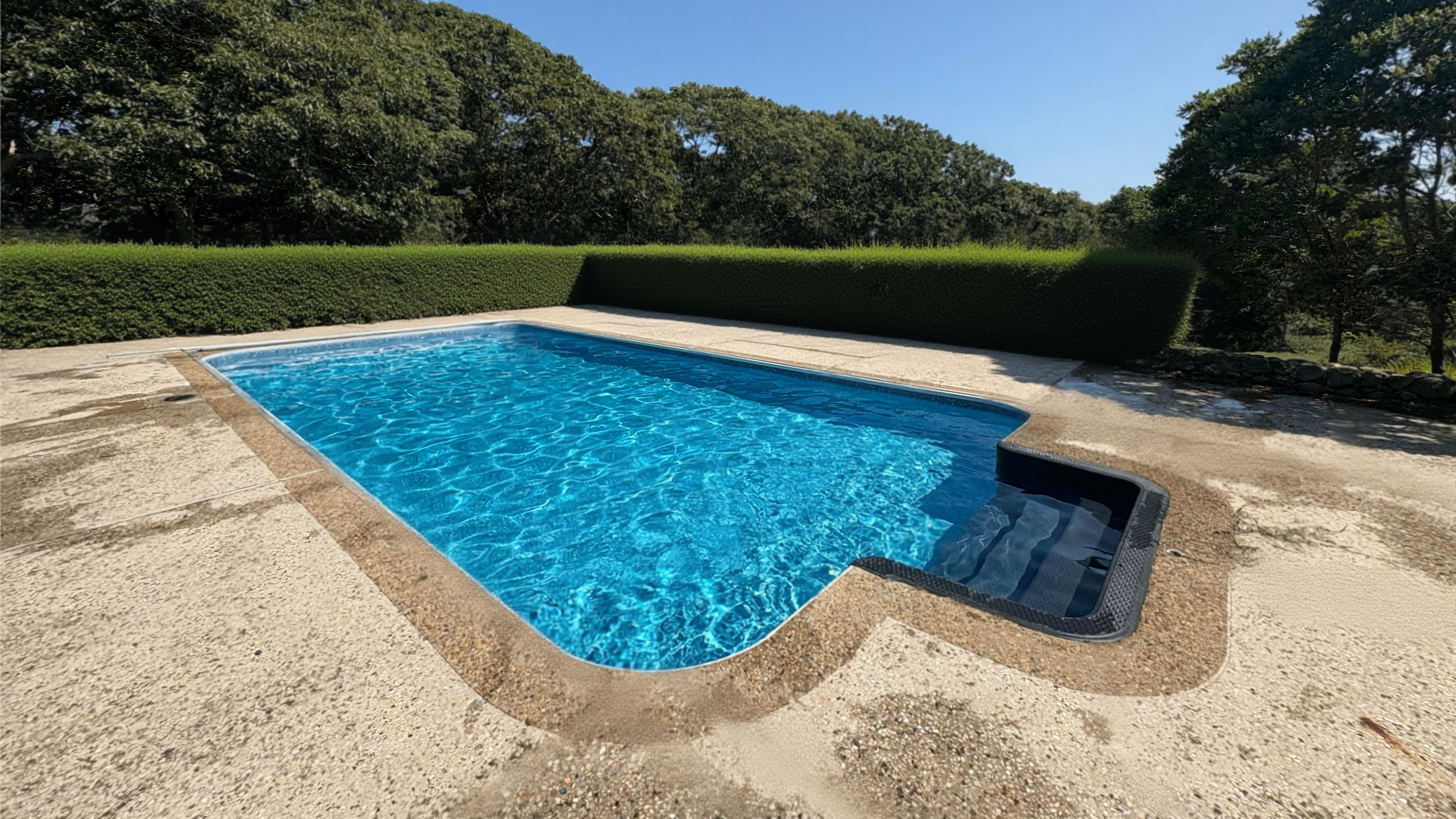 Luxury Fiberglass Swimming Pool